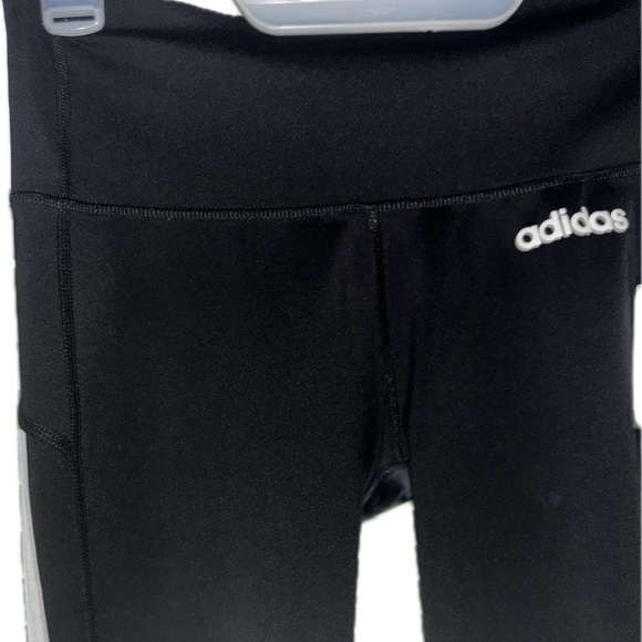 - Climate controlled adidas size small ladies leggings / yoga pants… - Picture 10 of 16